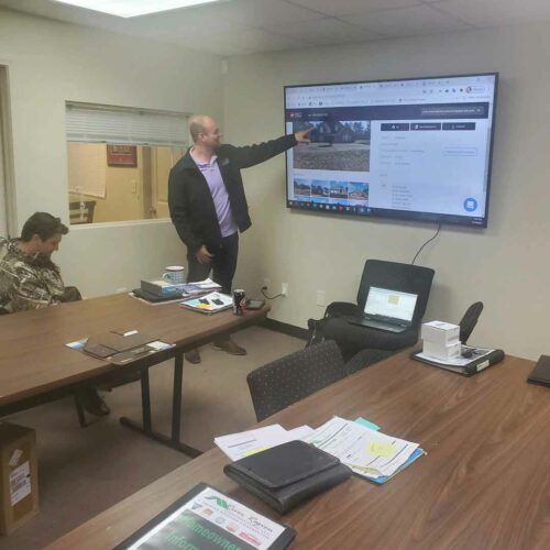River Region discussing projects - meeting1