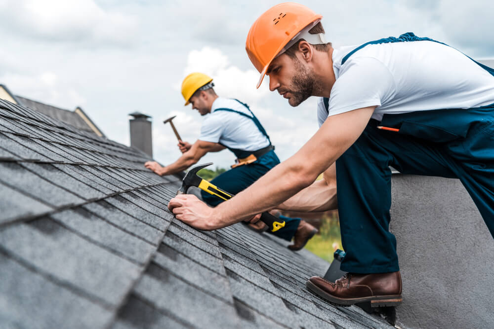 Does Homeowners Insurance Help Pay for a New Roof?